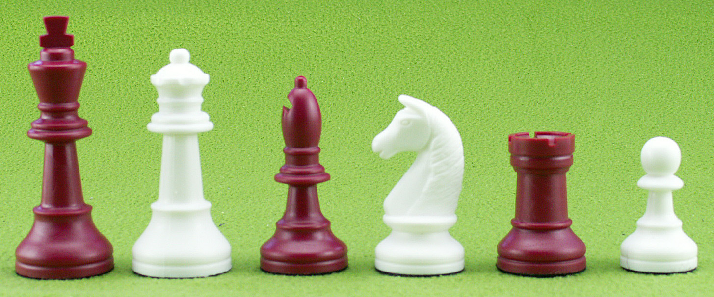 Schachfiguren rot / weiß – Holzkasten